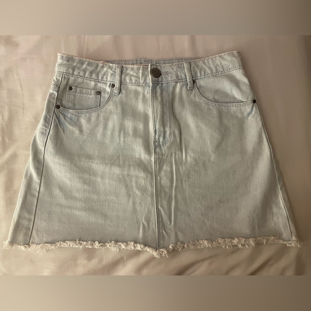 This Forever 21 jean skirt is a light blue and very cute